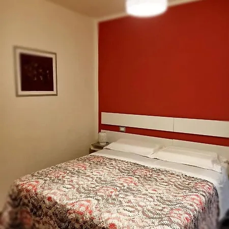 La Rocca Bed and Breakfast 4*
