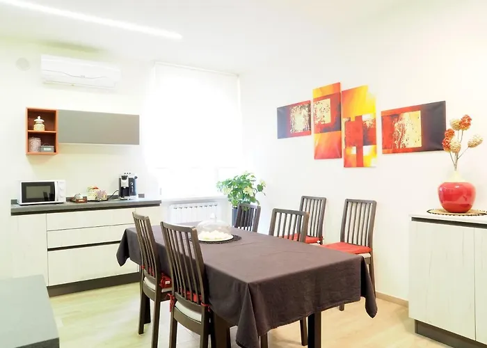 Alojamento de Acomodação e Pequeno-almoço La Rocca